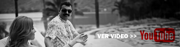 Le Hace Falta Un Beso Con Banda